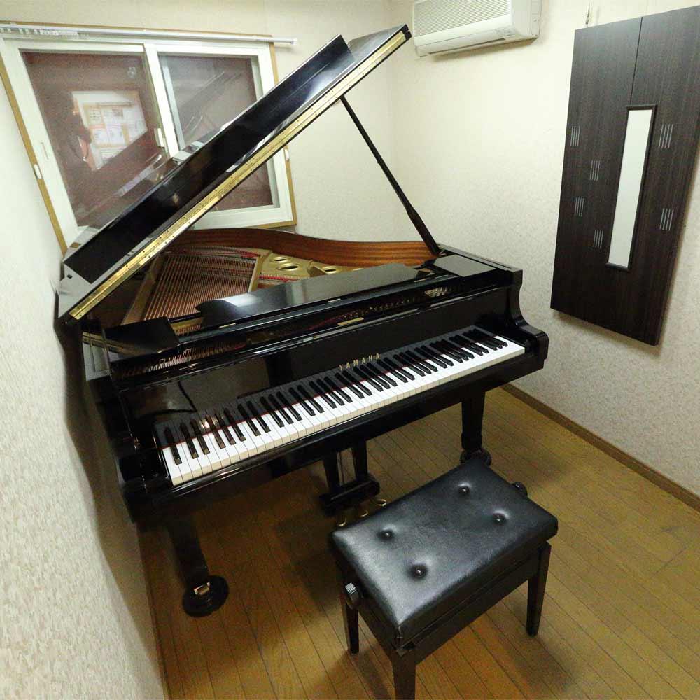 グランドピアノ練習室レンタルのご案内