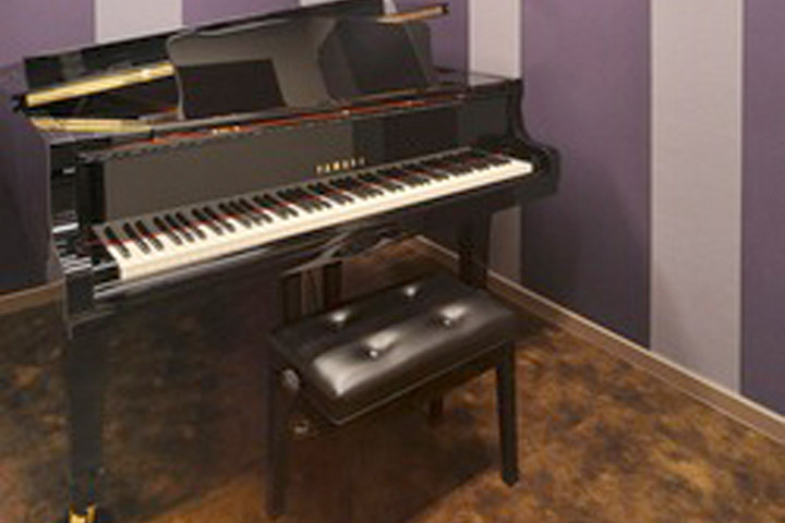 ピアノ個人 レッスンルーム（3F・4F）