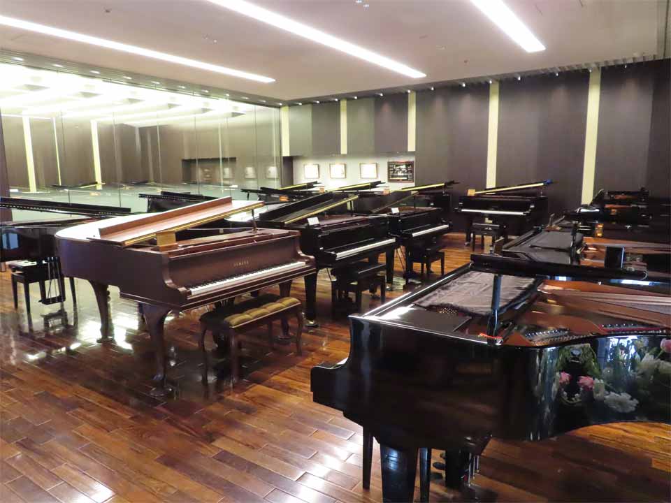 グランドピアノサロン大阪